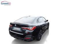 Pogled od pozadi desno