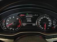 Pohled na přístrojovou desku