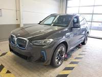 Вид спереди слева