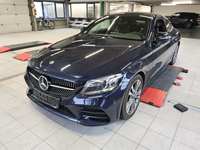 Pogled sprijeda lijevo