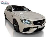 Náhled zpředu zprava