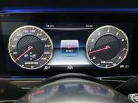 Pohled na přístrojovou desku