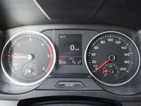 Pohled na přístrojovou desku