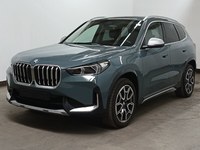 Pogled od napred levo