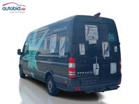 Vue de l’arrière gauche