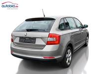 Widok z tyłu po stronie prawej