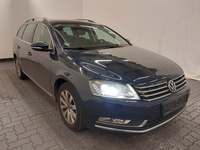 Pogled sprijeda desno