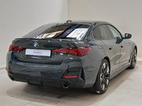 Vue de l’arrière droit