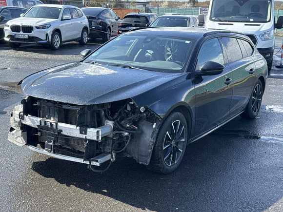 Vista anteriore sinistra