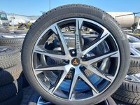 Вид спереди слева