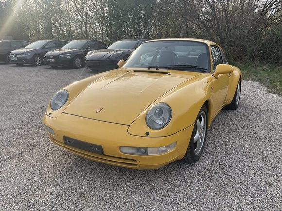 Pogled sprijeda lijevo