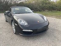 Pogled sprijeda desno