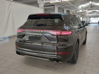 Vue de l’arrière droit