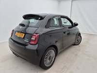 Vue de l’arrière droit