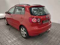 Pogled straga lijevo