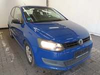 Pogled sprijeda desno