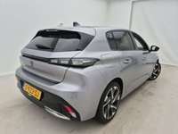 Vue de l’arrière droit