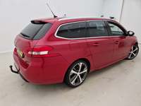 Vue de l’arrière droit