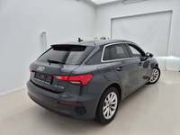 Vue de l’arrière droit