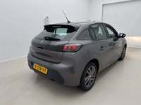 Vue de l’arrière droit