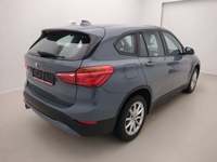 Náhled zezadu zprava