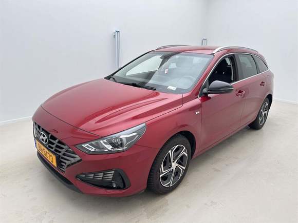 Náhled zpředu zleva