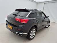 Náhled zezadu zprava