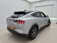 Widok z tyłu po stronie prawej