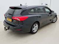 Widok z tyłu po stronie prawej