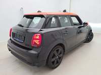 Widok z tyłu po stronie prawej