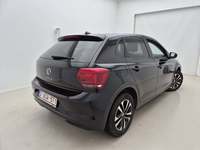 Widok z tyłu po stronie prawej