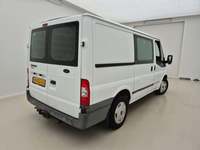 Widok z tyłu po stronie prawej