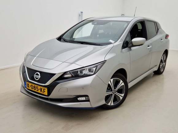 Widok z przodu po stronie lewej