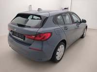 Widok z tyłu po stronie prawej