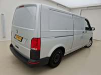 Widok z tyłu po stronie prawej