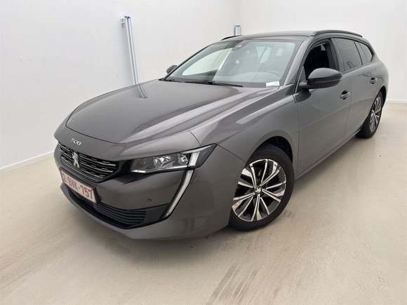 Widok z przodu po stronie lewej