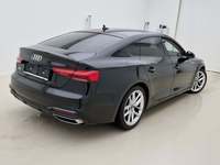 Widok z tyłu po stronie prawej