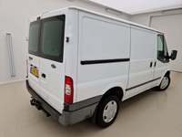 Widok z tyłu po stronie prawej