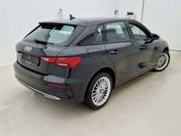 Widok z tyłu po stronie prawej