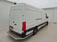 Widok z tyłu po stronie prawej