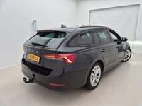 Widok z tyłu po stronie prawej