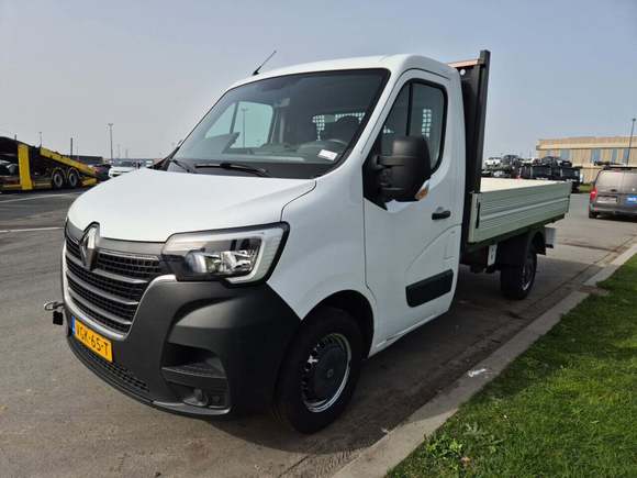 Pogled od napred levo