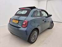 Pogled od pozadi desno