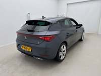 Widok z tyłu po stronie prawej