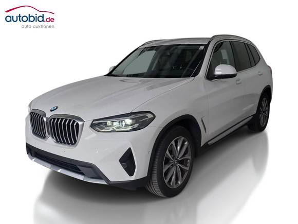 Skats no kreisās puses priekšā