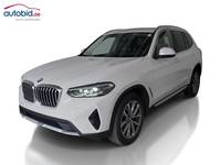 Skats no kreisās puses priekšā