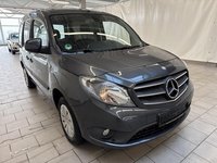 Vista anteriore destra