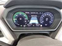 Pohľad na združený prístroj na palubnej doske