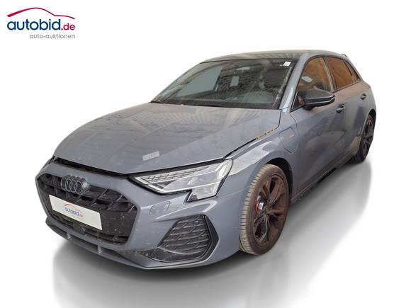 Skats no kreisās puses priekšā