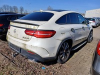 Aanzicht achter rechts